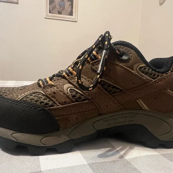 Kids Brown Sneakers - Picture 5 of 7